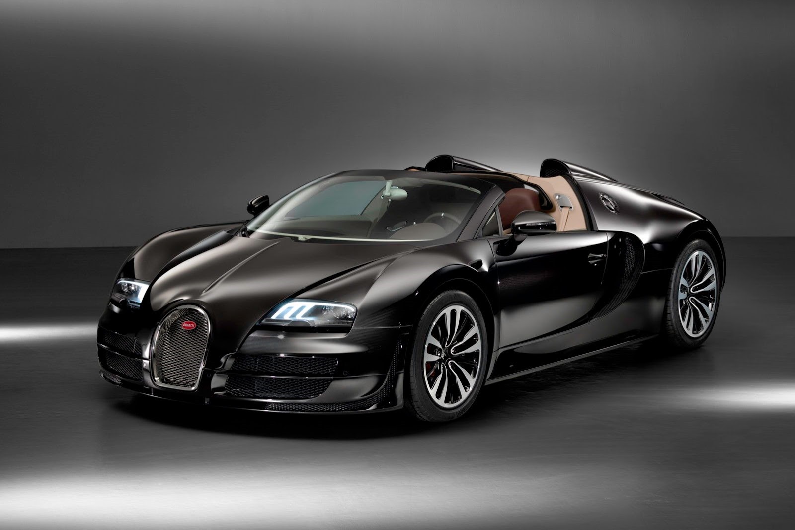 Bugatti_Legends_Jean_Bugatti_1_2_.jpg