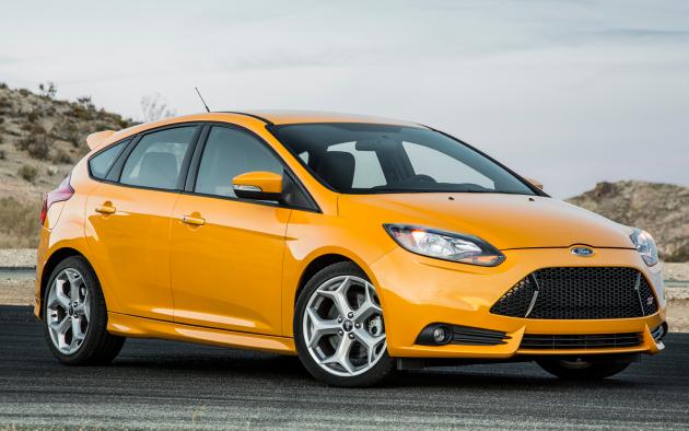 2013_Ford_Focus_ST_front.jpg