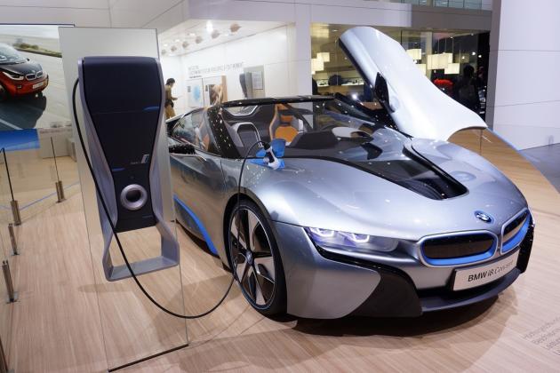 BMW_i8_Concept_1_3_.jpg