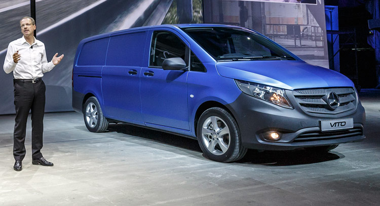 Mercedes_Vito_2015.jpg