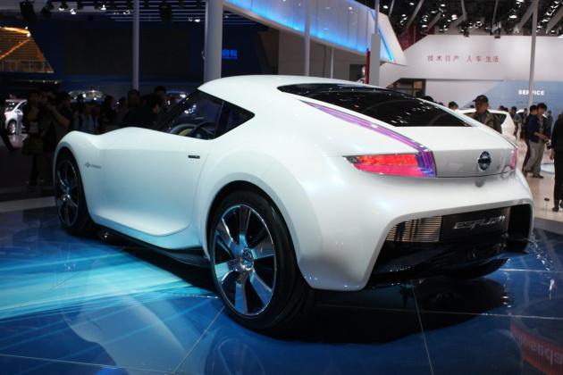 Nissan_Esflow_Concept_2011_4_2_.jpg