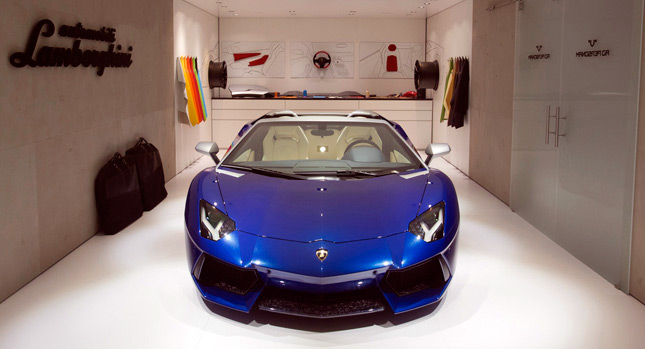 Lamborghini_Aventador_LP700_4_Roadster_Ad_Personam_0.jpg