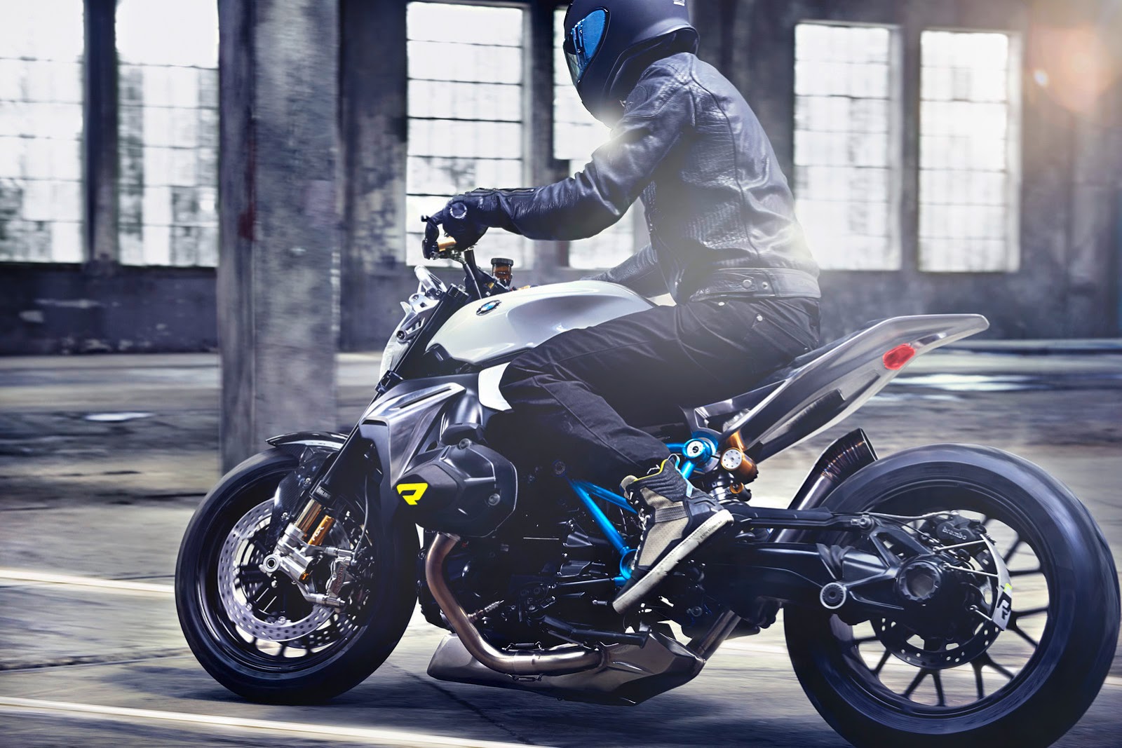 BMW_Motorrad_Concept_Roadster_12.jpg
