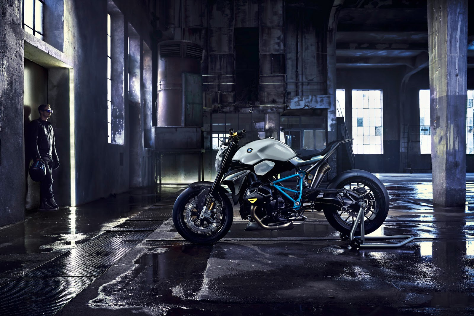 BMW_Motorrad_Concept_Roadster_2.jpg