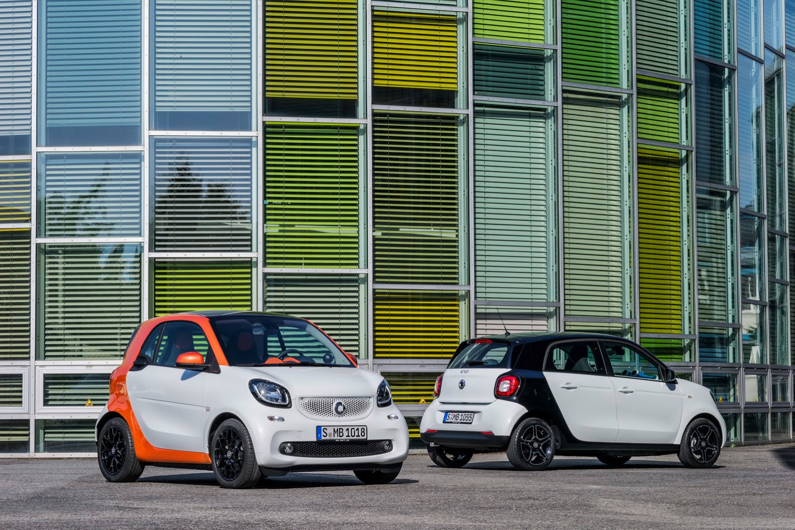 2015_Smart_ForTwo_ForFour_12.jpg