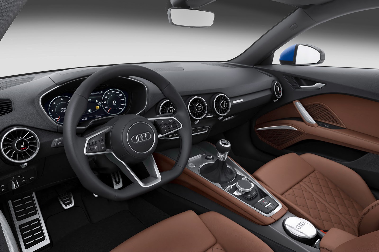2015_Audi_TT_Coupe_15.jpg