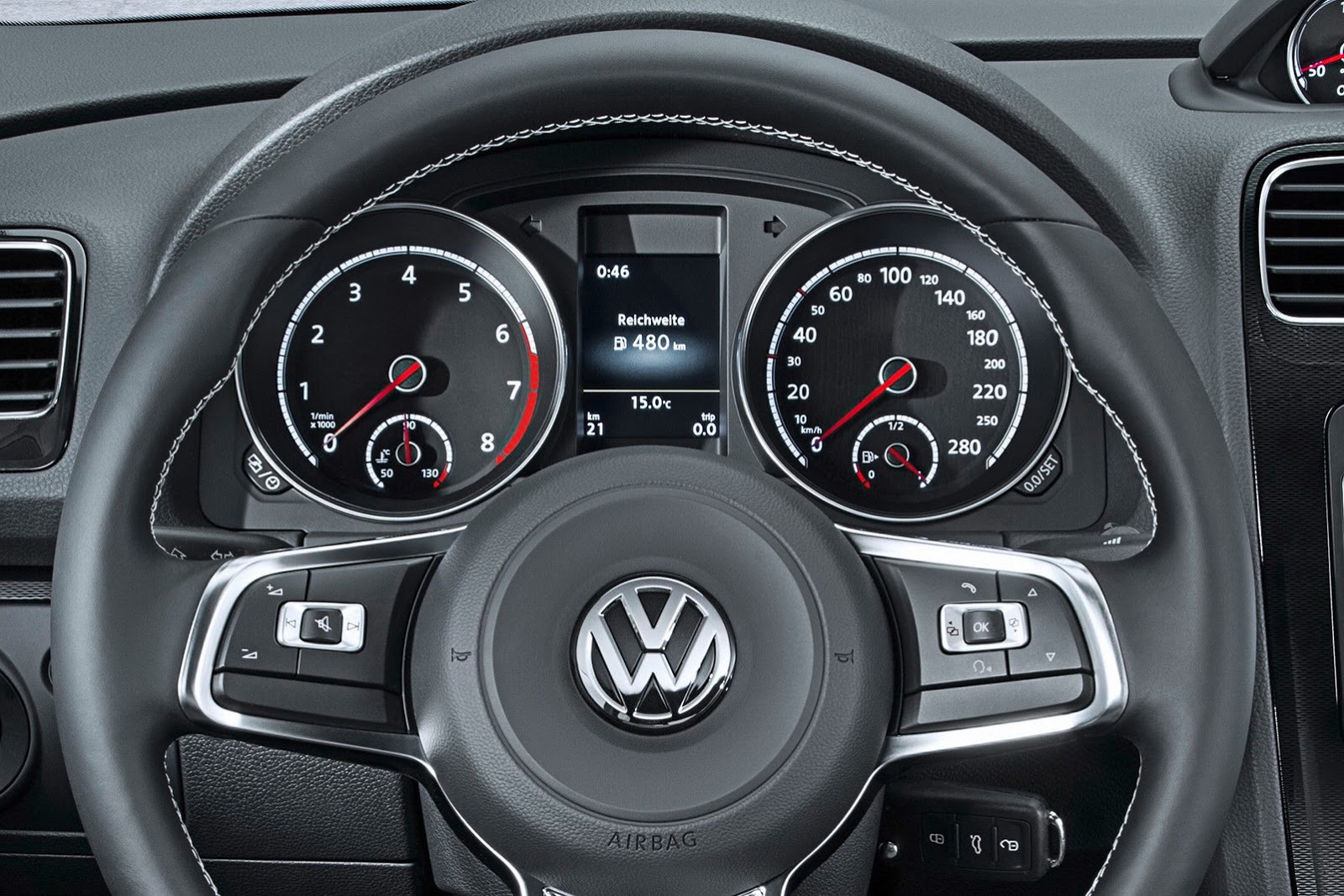 2014_VW_Scirocco_Facelift_9_5_.jpg