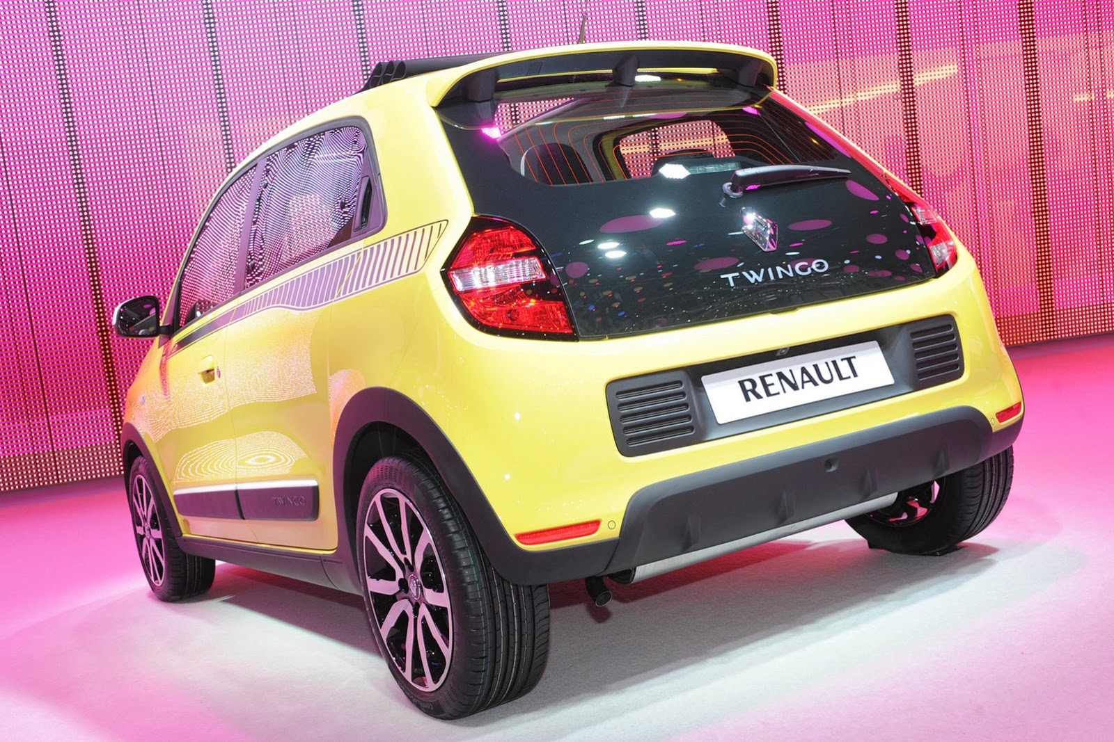 Renault_Twingo_5.jpg