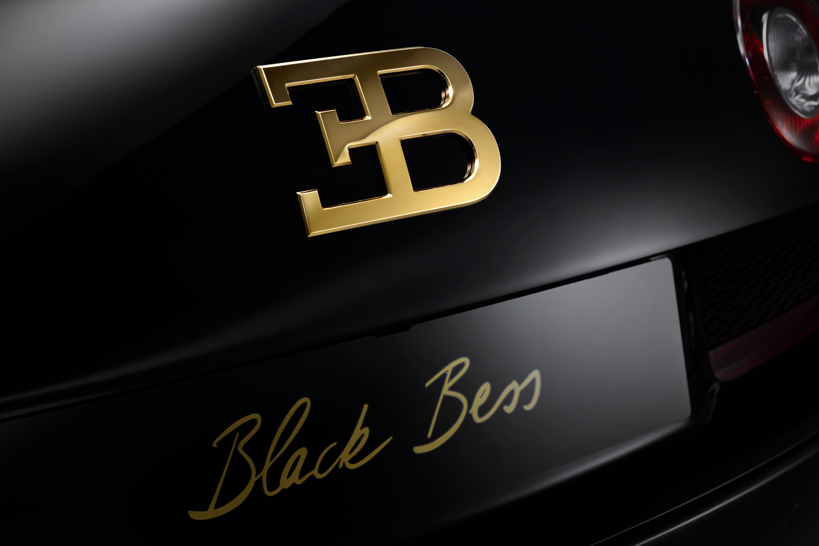Bugatti_Legend_Black_Bess_18.jpg