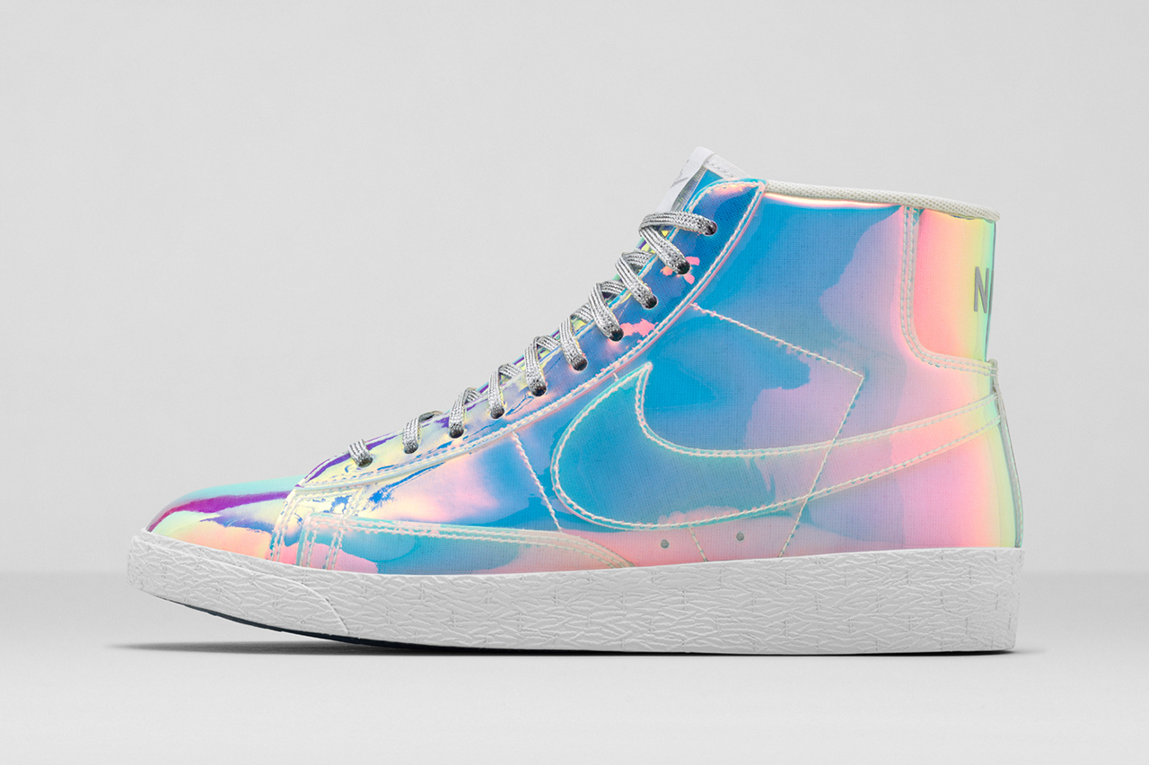 nike_wmns_blazer_mid_iridescent_1.jpg