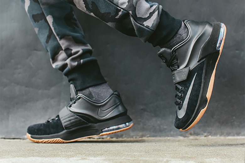 nike_kd7_ext_black_gum_1.jpg