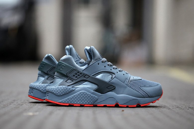 nike_air_huarache_run_fb_graphite_12.jpg