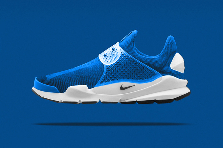 a_first_look_at_the_fragment_design_x_nike_sock_dart_photo_blue_1.jpg