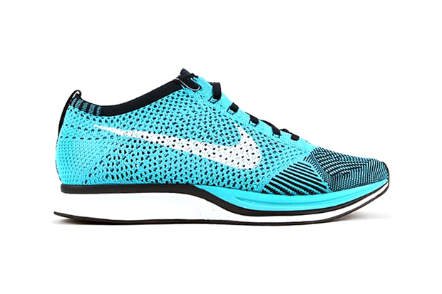 nike_flyknit_racer_turquoise_white_black_1.jpg