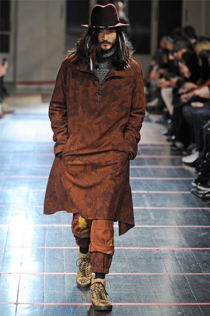 yohji_yamamoto_fall_winter_2014_5.jpg