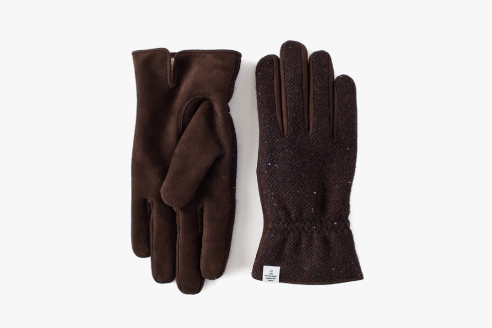 visvim_cashmere_gloves_2_958x640.jpg