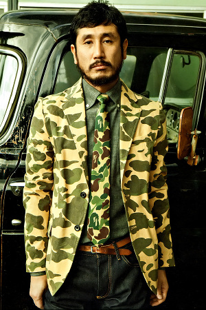 mr_bathing_ape_ss14_lookbook_2_300x450.jpg