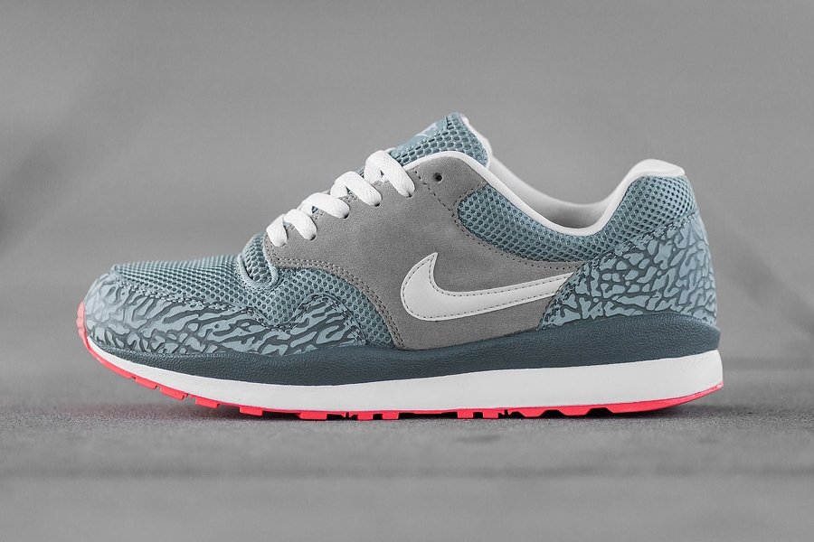 nike_air_safari_elephant_1.jpg