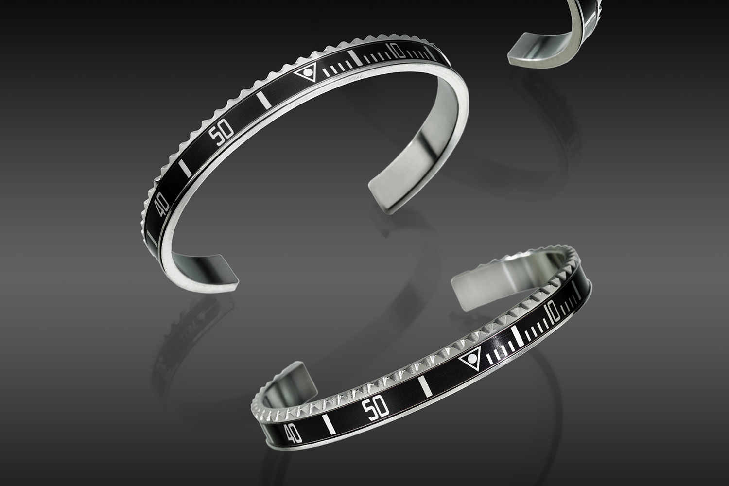 speedometer_official_bracelets_8.jpg