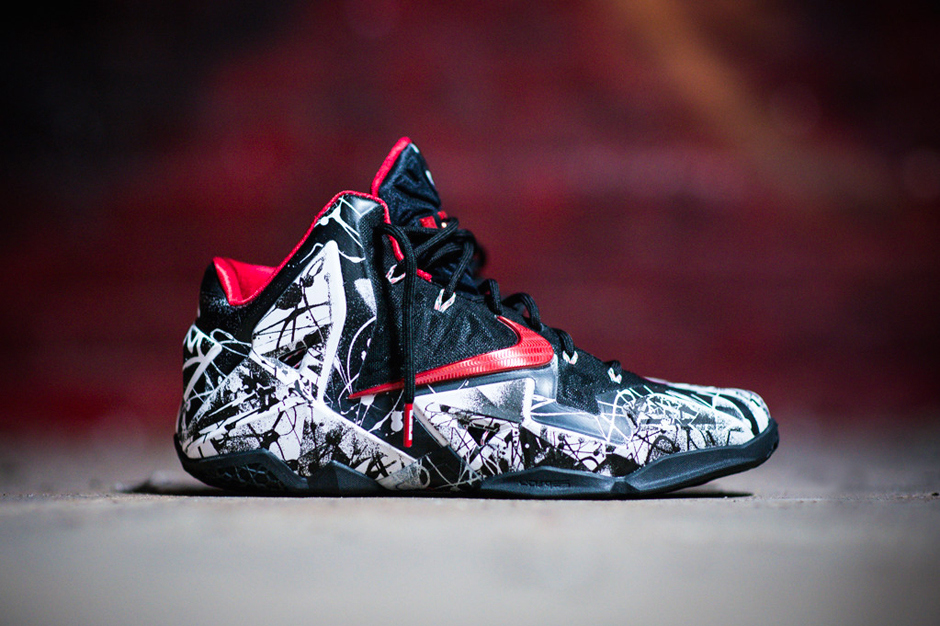 nike_lebron_11_graffiti_1.jpg