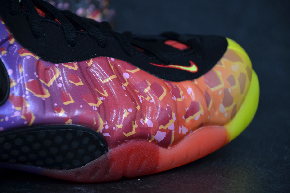 nike_foamposite_asteroid_2.jpg