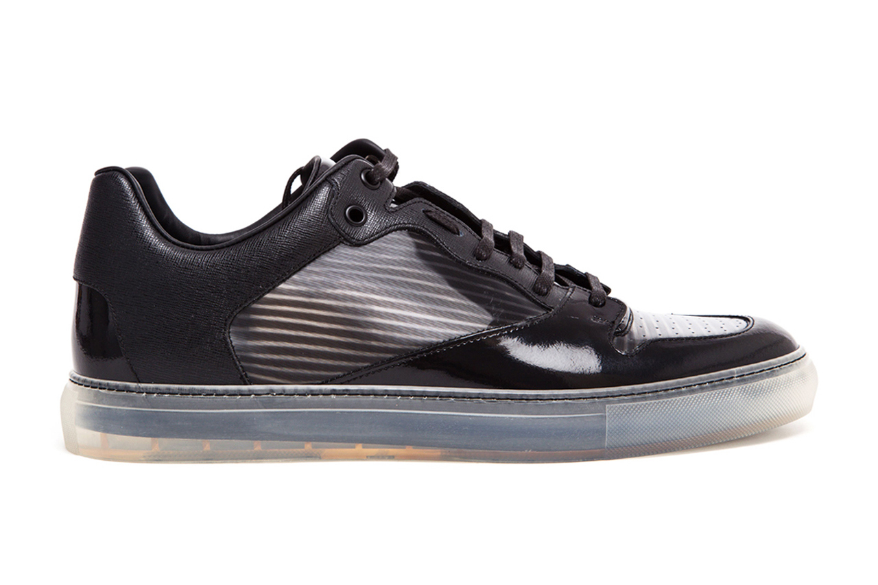 balenciaga_contrasting_leather_and_transparent_trainers_01.jpg
