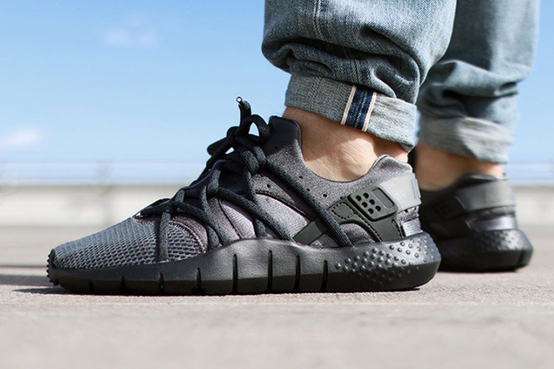 nike_huarache_nm_dark_gray_anthracite_1.jpg