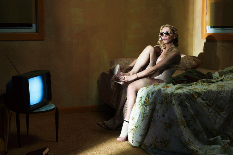 madonna_goes_topless_for_interview_magazine_at_56_4.jpg