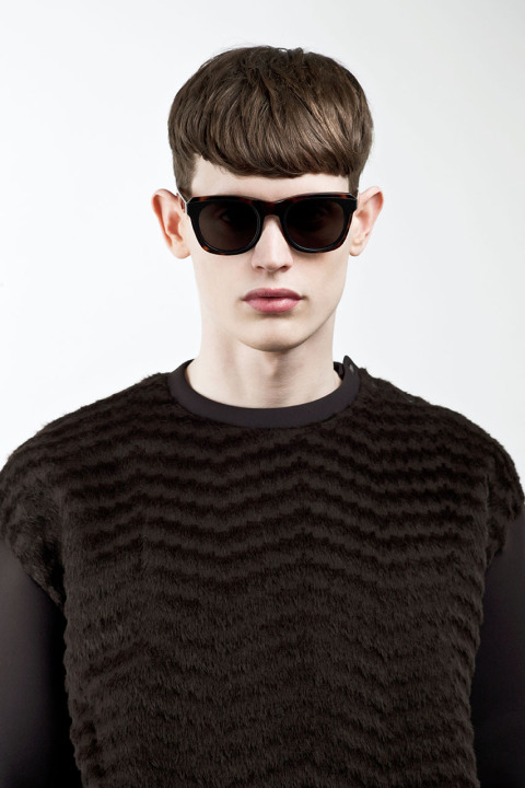 neil_barrett_2014_fallwinter_sunglasses_3.jpg