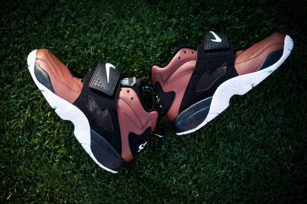 nike_air_diamond_turf_football_1.jpg