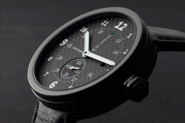 xetum_pvd_carbon_tyndall_watch_1.jpg