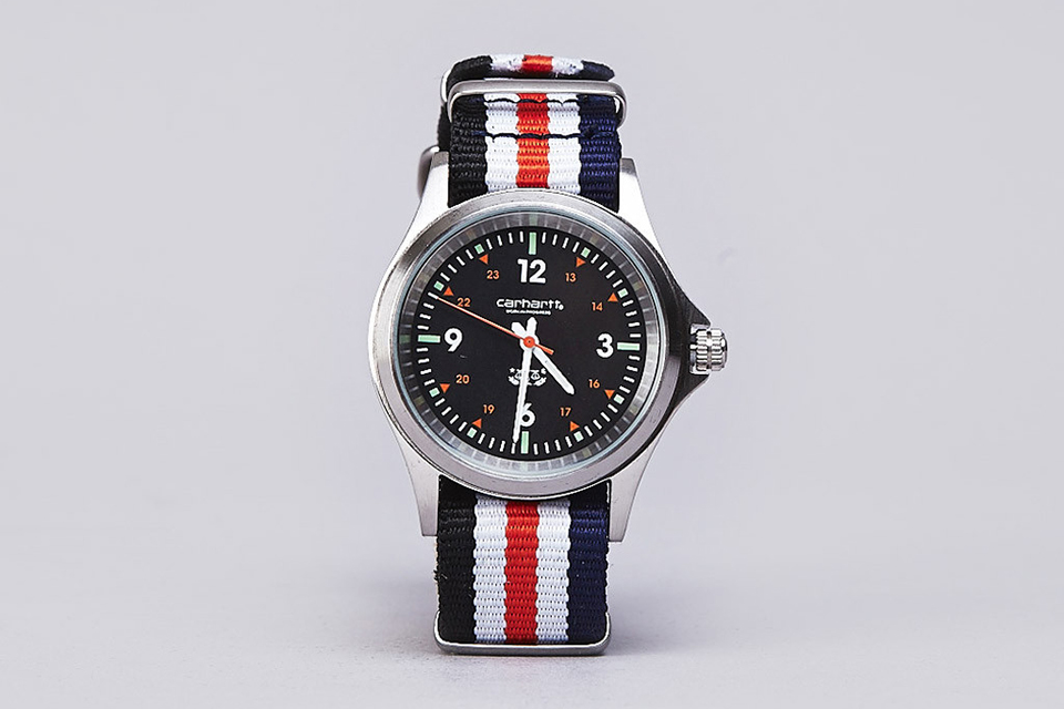 carhartt_military_watch_navy_white_1.jpg