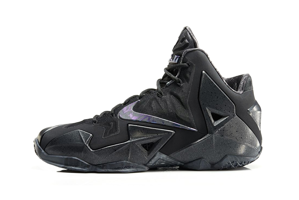 nike_lebron_11_anthracite_01.jpg