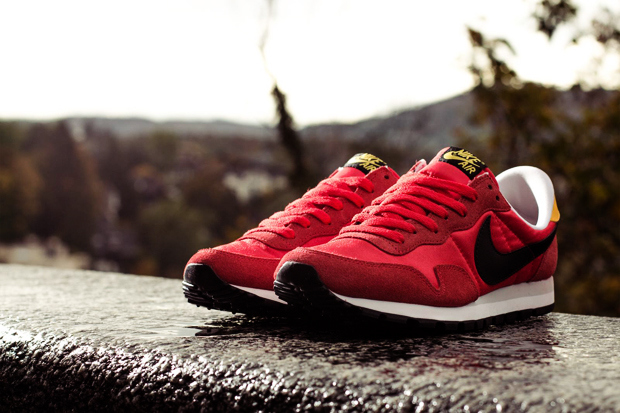 nike_air_pegasus_83_redorange_2.jpg