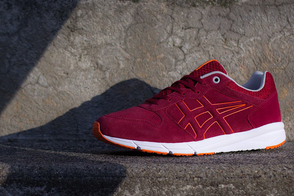 onitsuka_tiger_shaw_runner_burgundy_1.jpg