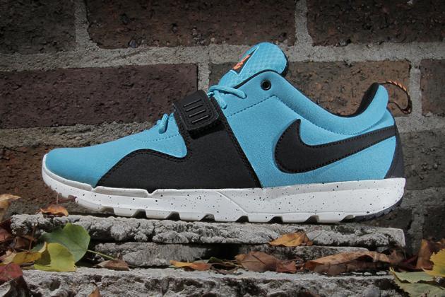 Nike_Trainerendor_Gamma_Blue_01.jpg