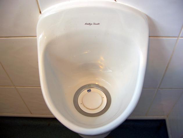 urinal1.jpg