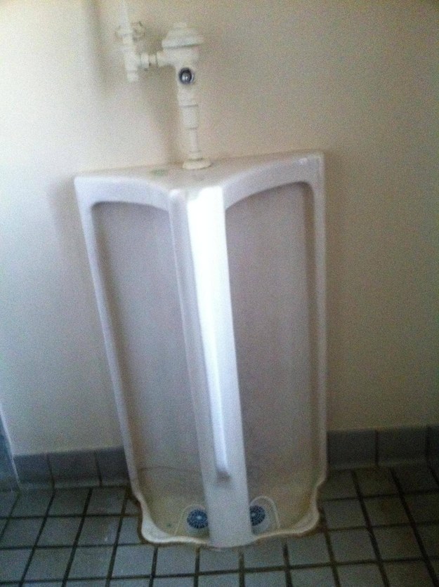 urinal4.jpg
