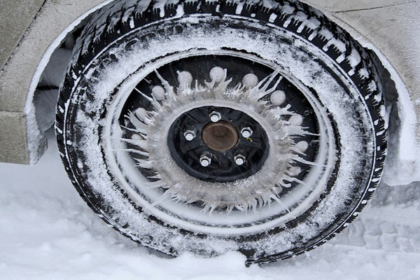 Tire_Icicles_5.jpg