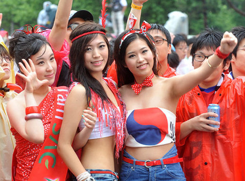 gallery_main_World_Cup_Hottest_Fans_03.jpg