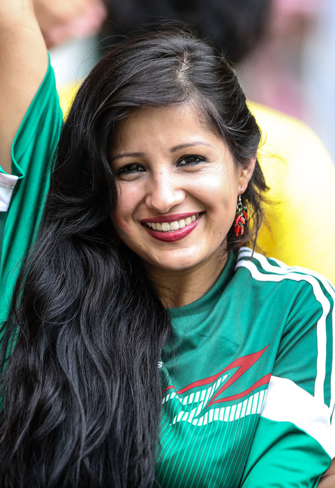 gallery_main_World_Cup_Hottest_Fans_13.jpg