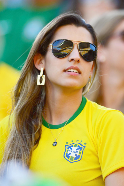 gallery_main_World_Cup_Hottest_Fans_16.jpg