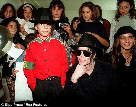 Michael Jackson Has A Secret Son Fooyoh Entertainment