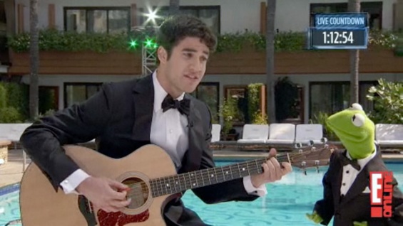 darren_criss_kermit_duet_e.jpg