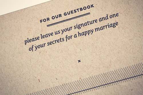 Creative_Modern_Wedding_Guest_Book_Ideas.jpg