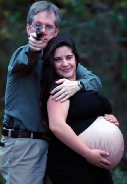 awkward_pregnancy_photos_1.jpg