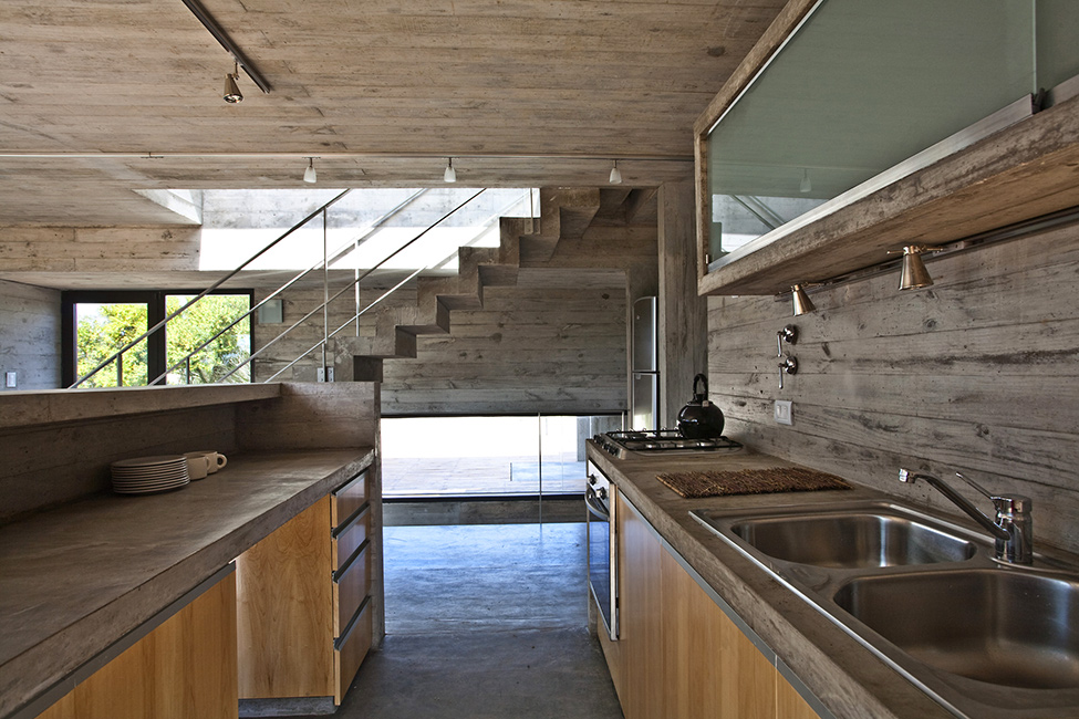 Kitchen_and_stairs.jpg