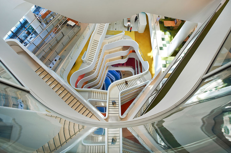 hassell_designs_a_fluid_and_colorful_atrium_for_melbournes_medibank_building_7.jpg