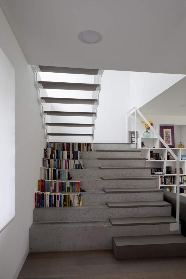 Stairs_and_Books.jpg
