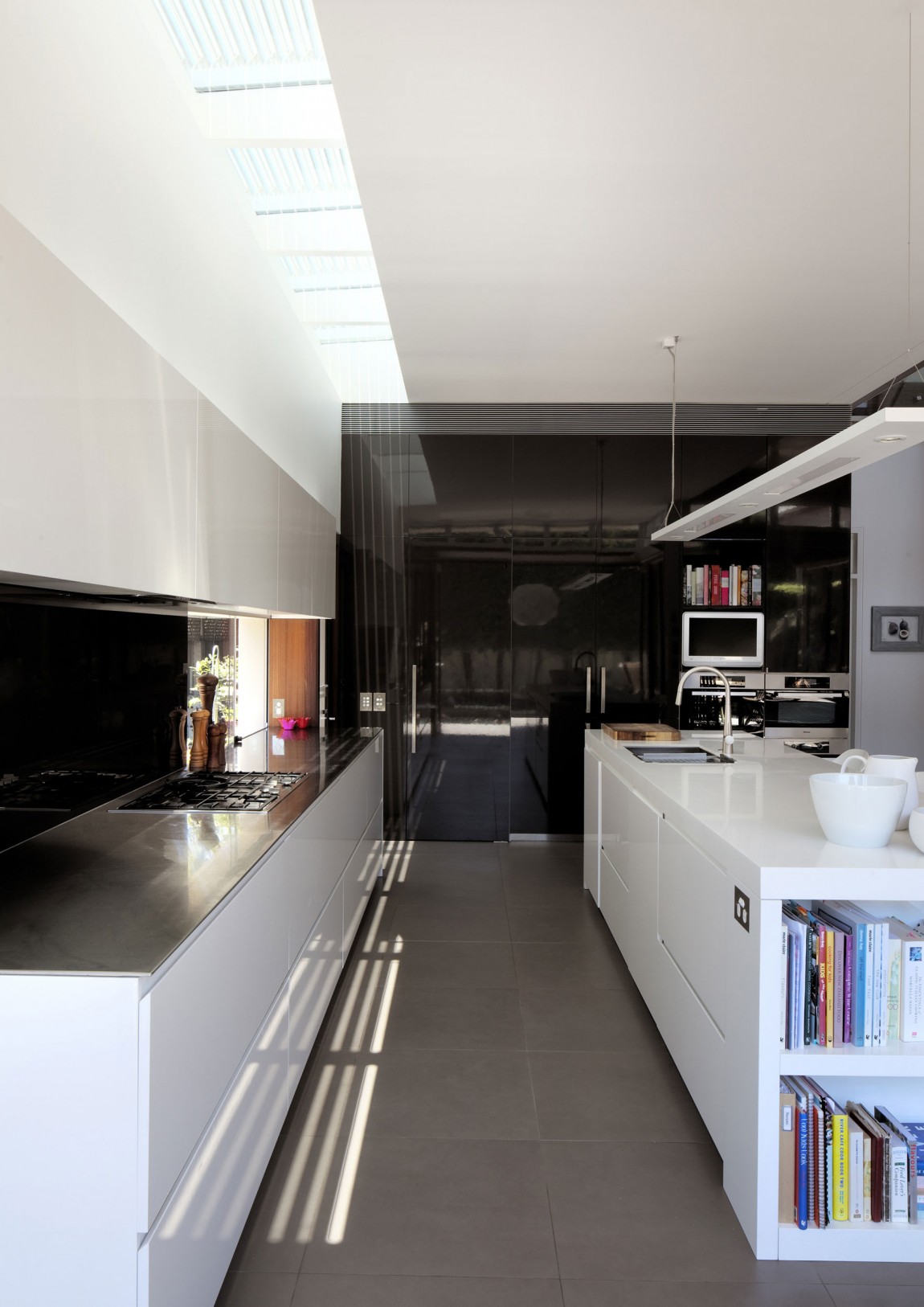 Kitchen_furniture_Mosman_House_Sydney.jpg